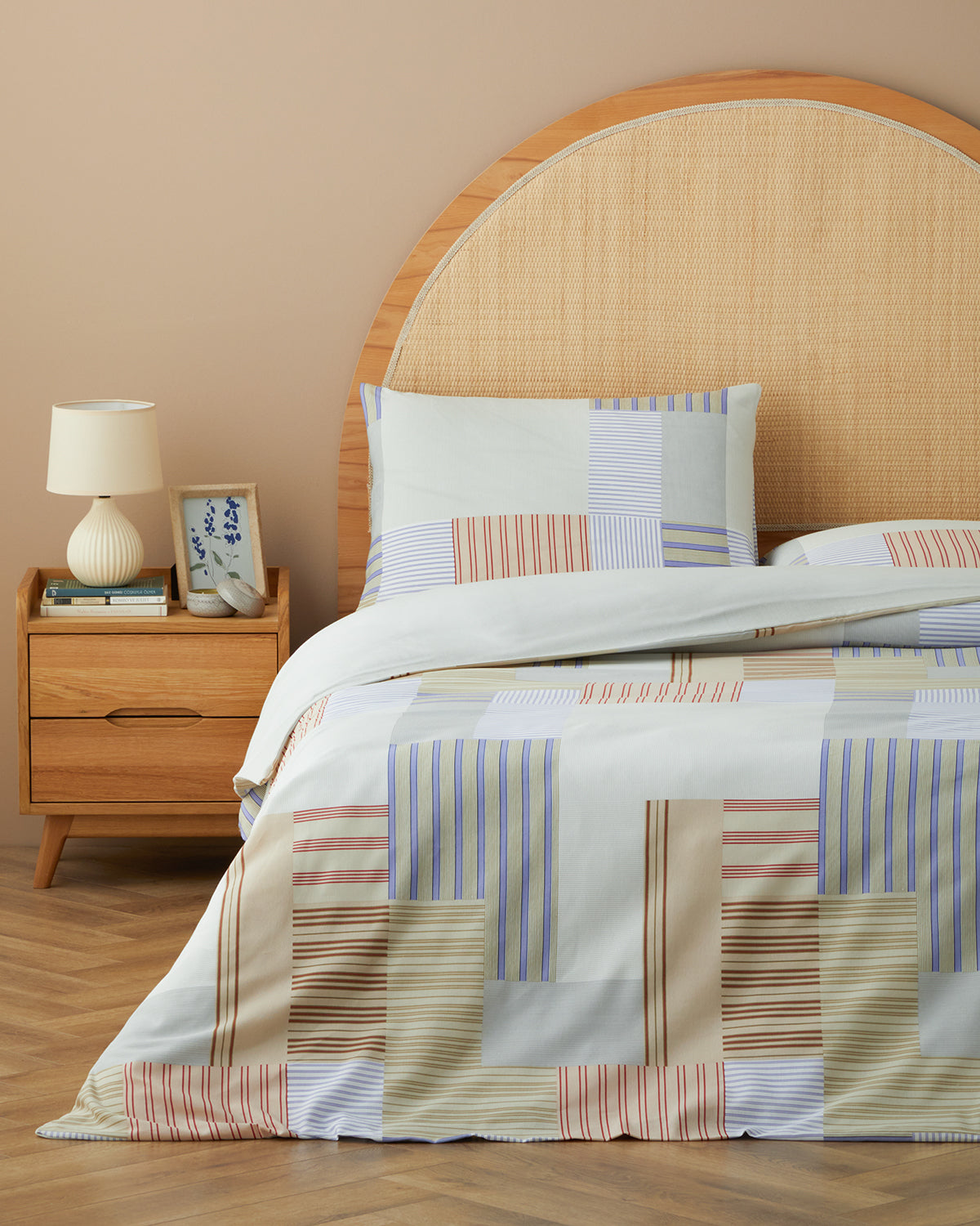 Easy Iron Single Size Duvet Cover Set 160x220 cm Blue - Red (view 2)
