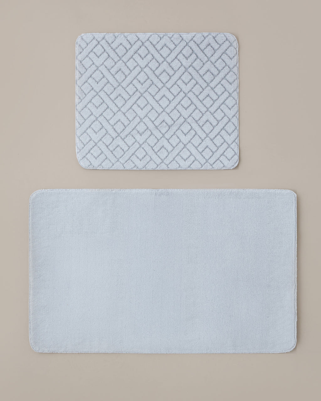 Gridline Anti-slip Base Bath Mat Set 60x100 cm + 50x60 cm - White & Gray (view 4)