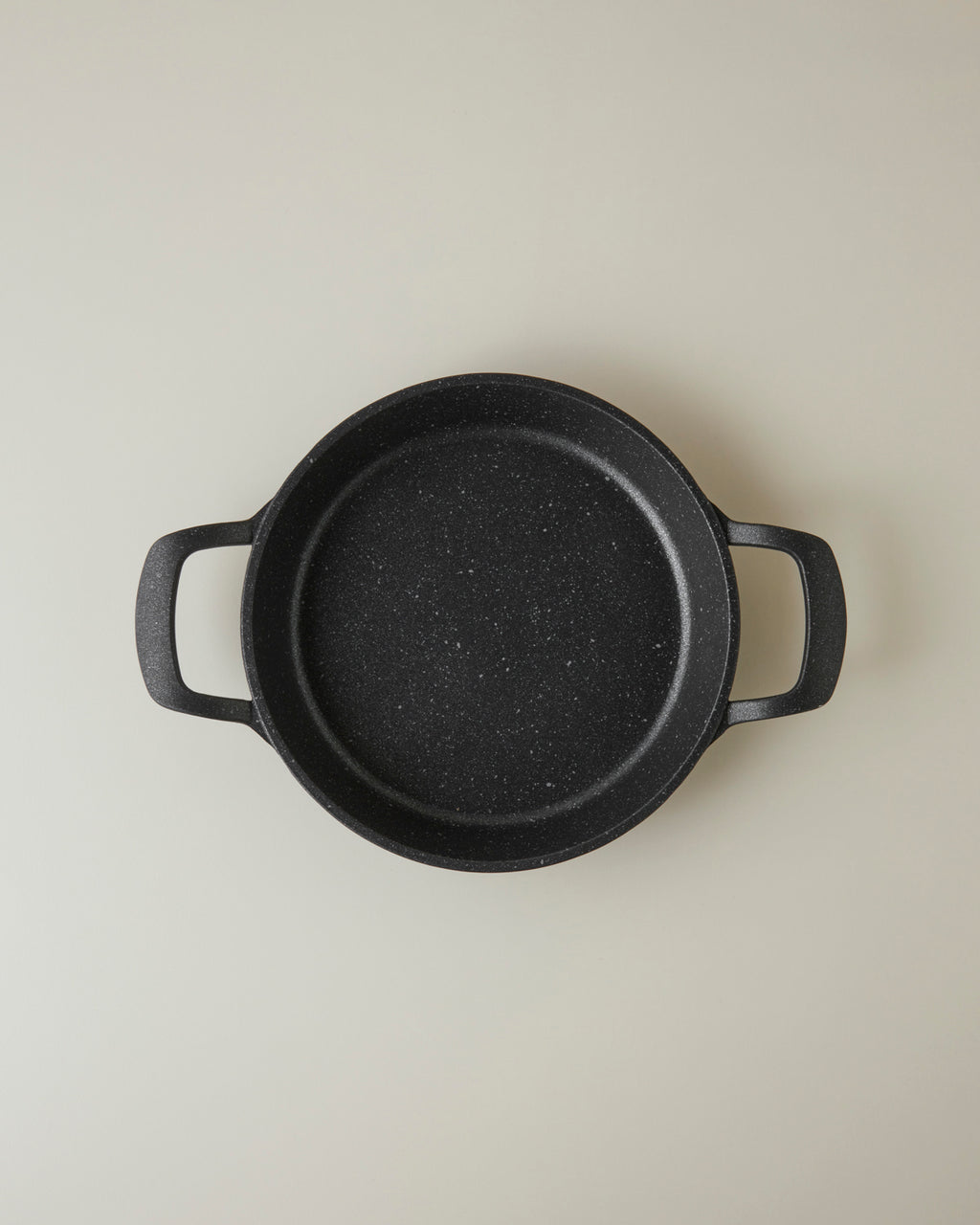 Premium Cast Omelet Pan Black (view 6)